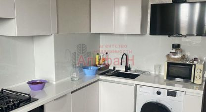 Продам квартиру 2-х комнатную с общей площадью 56м2, 8/8 эт., на улице Иглина, г. Ессентуки, Ставропольский край, Россия, агентство Альфа-Н. Фотография №1