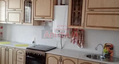 Купить квартиру 1 комнатную, 42.6 кв. м. Фотография №1 Продам квартиру 1 комнатную с общей площадью 42.6м2, 3/3 эт., на улице Гагарина, г. Станица ессентукская, Ставропольский край, Россия, агентство Альфа-Н. Фотография №1