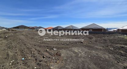 Купить земельный участок. Фотография №1 Продам земельный участок, на улице Покровская, г. Ессентуки, Ставропольский край, Россия, агентство АН Черника. Фотография №1