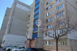 Продам квартиру 3-х комнатную с общей площадью 62м2, 1/9 эт., на улице Ньютона, г. Ярославль, Ярославская обл., Россия, агентство Ваш Вариант