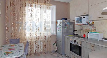 Снять квартиру 2-х комнатную, 56 кв. м. Фотография №1 Сдам квартиру 2-х комнатную с общей площадью 56м2, 9/16 эт., на улице Комсомольский пр-кт, Курчатовский район район, г. Челябинск, Челябинская обл., Россия, агентство 74 метра. Фотография №1