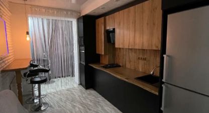 Купить квартиру 1 комнатную, 45 кв. м. Фотография №1 Продам квартиру 1 комнатную с общей площадью 45м2, 8/9 эт., на улице Валентина мосина, г. Зеленоградск, Калининградская обл., Россия, агентство Home Invest. Фотография №1