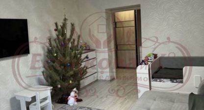 Купить квартиру 2-х комнатную, 68.2 кв. м. Фотография №1 Продам квартиру 2-х комнатную с общей площадью 68.2м2, 1/5 эт., на улице 6а микро, Заозерный район, г. Курган, Курганская обл., Россия, агентство Домовой45. Фотография №1