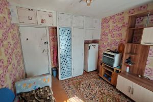 Продам комнату с общей площадью 11.2м2, 4/9 эт., на улице Дзержинского, Северный район, г. Курган, Курганская обл., Россия, агентство Домовой45 Продам комнату с общей площадью 11.2м2, 4/9 эт., на улице Дзержинского, Северный район, г. Курган, Курганская обл., Россия, агентство Домовой45