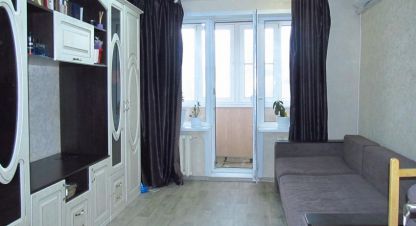 Купить квартиру 1 комнатную, 46 кв. м. Фотография №1 Продам квартиру 1 комнатную с общей площадью 46м2, 2/5 эт., на улице Машиностроителей, Северный район, г. Курган, Курганская обл., Россия, агентство Домовой45. Фотография №1