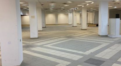 Снять торговое помещение, 3500 кв. м. Фотография №1 Сдам торговое помещение с общей площадью 3500м2, на улице Рабоче-Крестьянская, Ворошиловский район, г. Волгоград, Волгоградская обл., Россия, агентство Живем Дома. Фотография №1