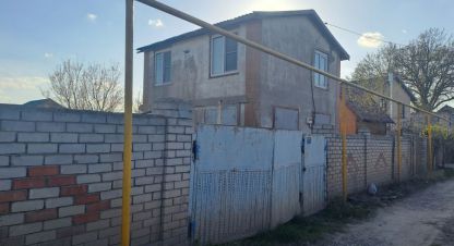 Купить 4-х комнатную коттедж/дачу в г. Волжский. Фотография №2