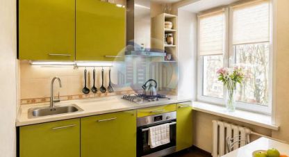 Продам квартиру 2-х комнатную с общей площадью 42.7м2, 5/5 эт., на улице Школьная ул, г. Видное, Московская обл., Россия, агентство MaxRealty. Фотография №1