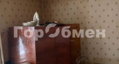 Продам квартиру 2-х комнатную с общей площадью 42.6м2, 1/5 эт., на улице Баклановский, г. Новочеркасск, Ростовская обл., Россия, агентство ГорОбмен. Фотография №1