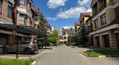 Купить коттедж/дачу 5-ти комнатную, 334 кв. м. Фотография №1 Продам коттедж/дачу 5-ти комнатную с общей площадью 334м2, на улице Киз горки-8 территория, г. Солослово д, Московская обл., Россия, агентство Джойнио. Фотография №1