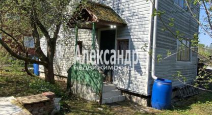Купить коттедж/дачу 2-х комнатную, 50.5 кв. м. Фотография №1 Продам коттедж/дачу 2-х комнатную с общей площадью 50.5м2, на улице Ленинградская выборснт механизатор 1-й пейзажный, Выборгский район, г. Выборг, Ленинградская обл., Россия, агентство Александр-Недвижимость. Фотография №1